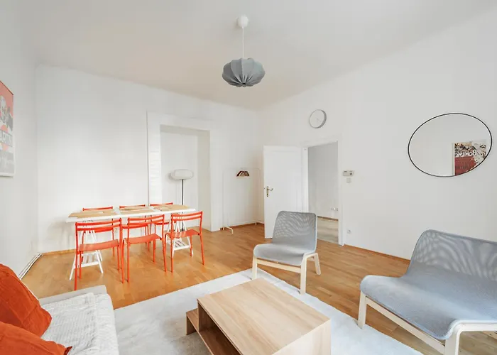 Gemuetliche Stadtwohnung Apartman Bécs